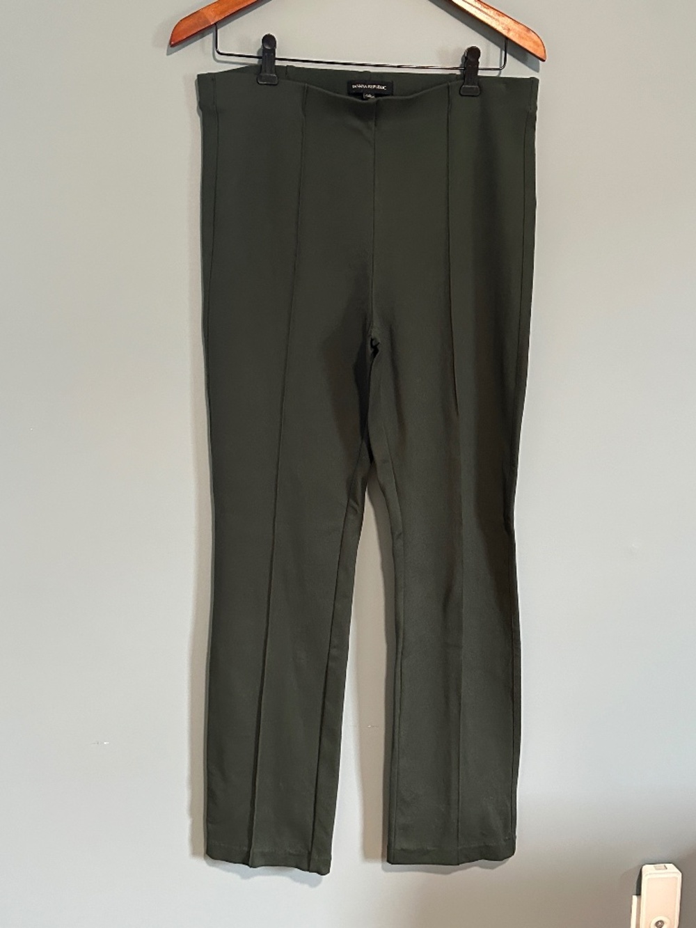 Banana Republic Pants/Leggings, dark green, size large
